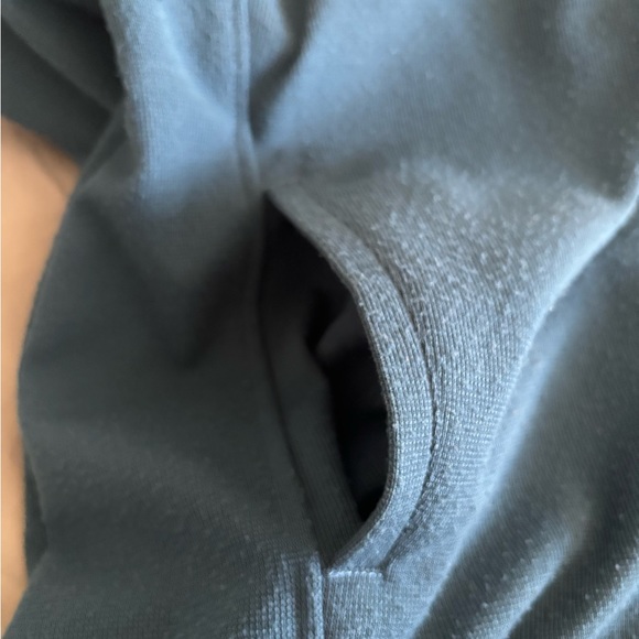 Men’s light weight cloth bomber jacket - Picture 6 of 8